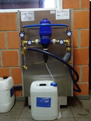 Mobile Spül-, Reinigungs- und Desinfektionsstation